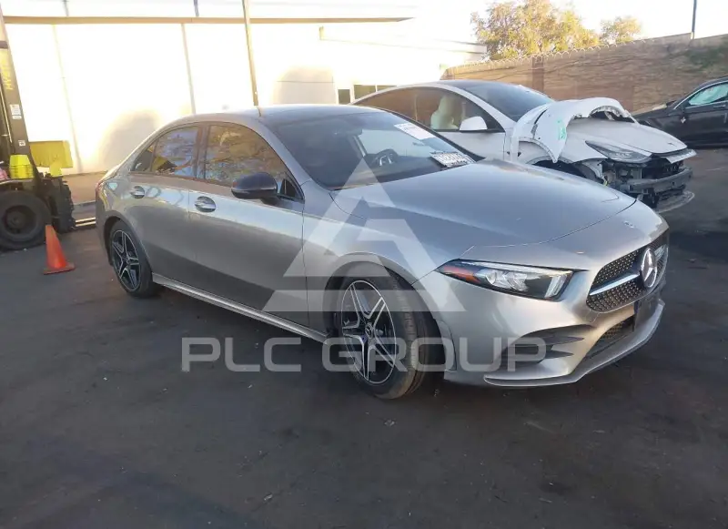 2019 Mercedes Benz A 220 фото