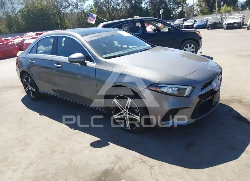 2019 Mercedes Benz A 220 photo