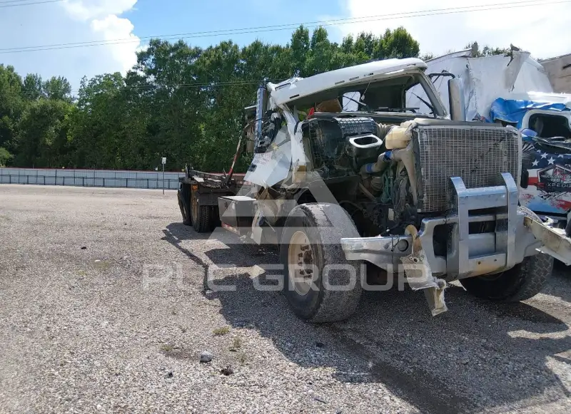 2019 Volvo VHD фото