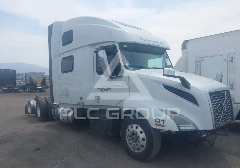 2019 Volvo VNL фото