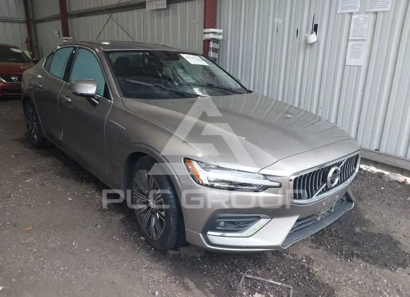 2019 Volvo S60 photo
