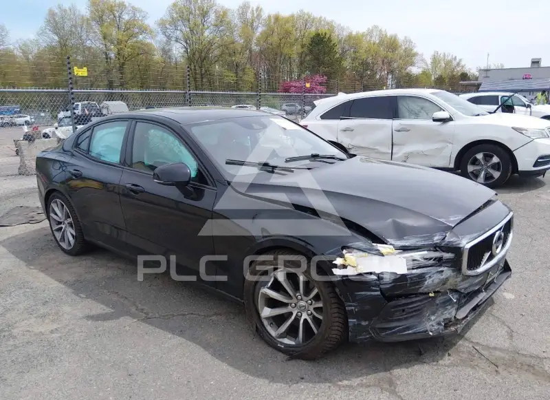 2019 Volvo S60 фото