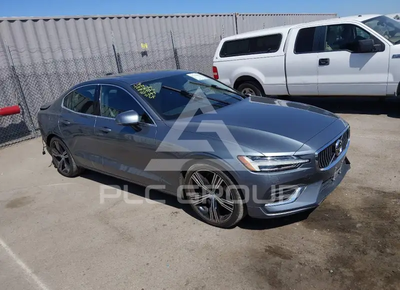 2019 Volvo S60 фото