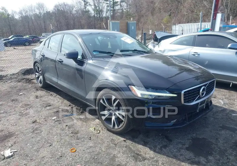 2019 Volvo S60 фото