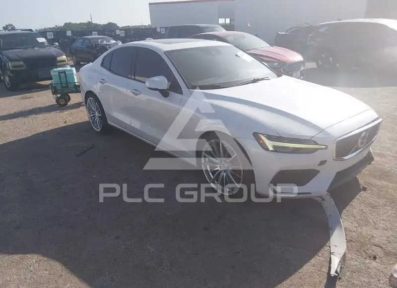 2019 Volvo S60 фото