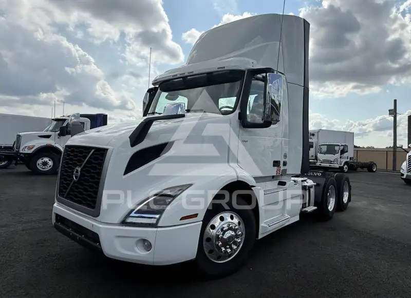 2019 Volvo  photo