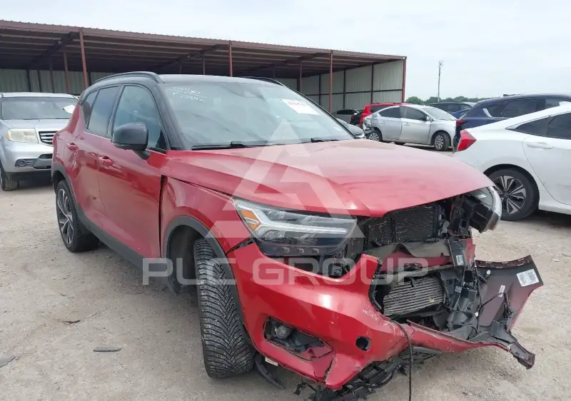 2019 Volvo XC40 photo