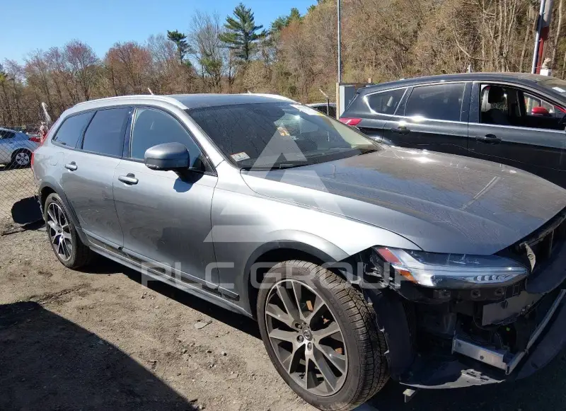 2019 Volvo V90 фото