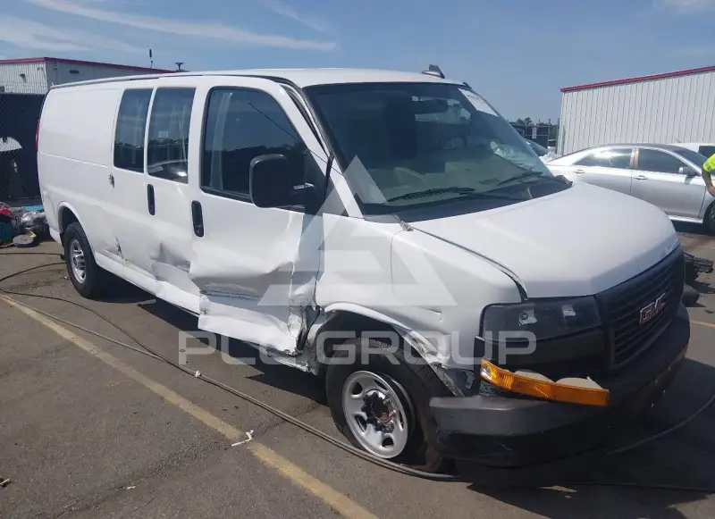 2019 GMC SAVANA photo