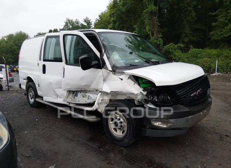 2019 GMC SAVANA photo