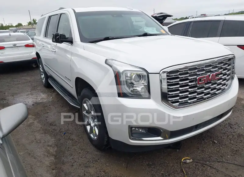 2019 GMC YUKON photo
