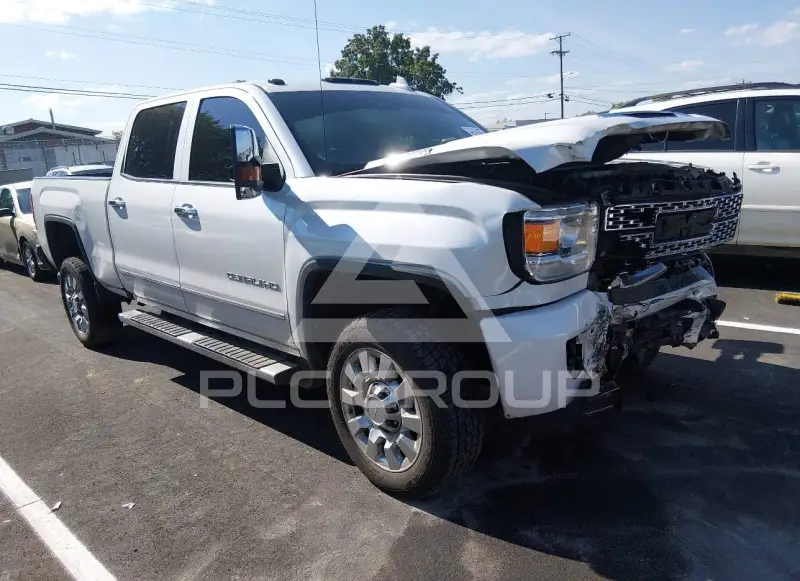2019 GMC Sierra photo