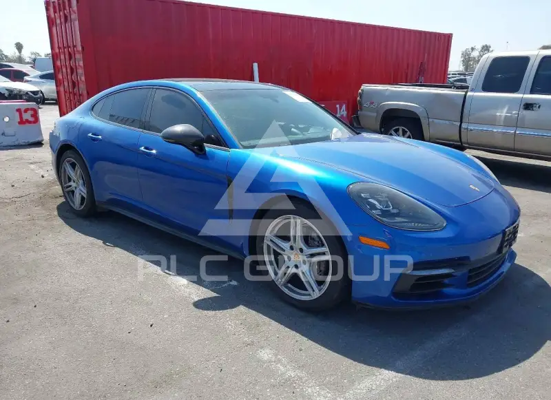 2019 Porsche Panamera фото