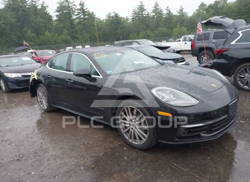 2019 Porsche Panamera photo