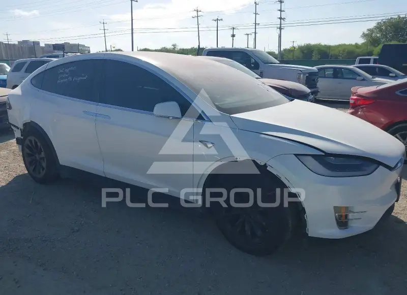 2019 Tesla Model X фото