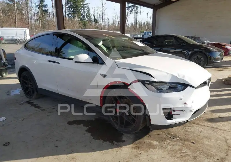 2019 Tesla Model X фото