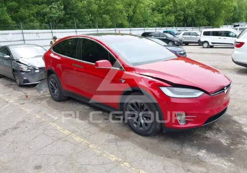 2019 Tesla Model X фото