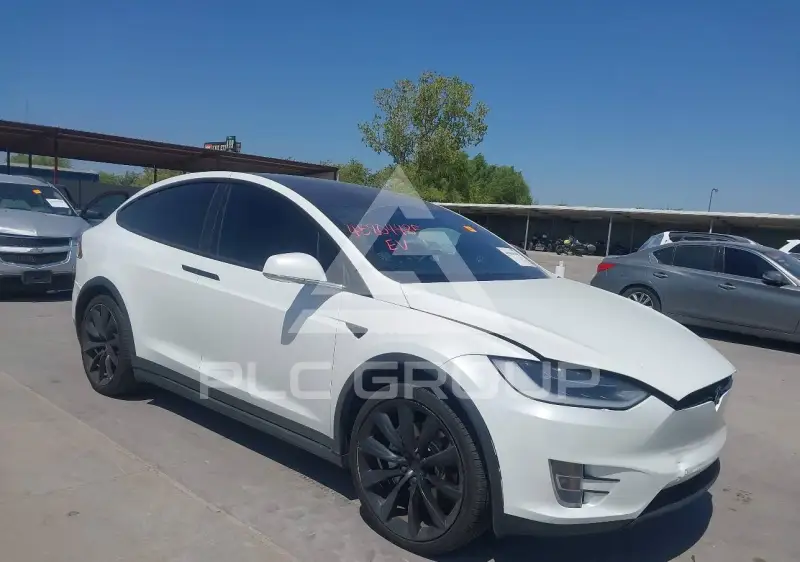 2019 Tesla Model X photo