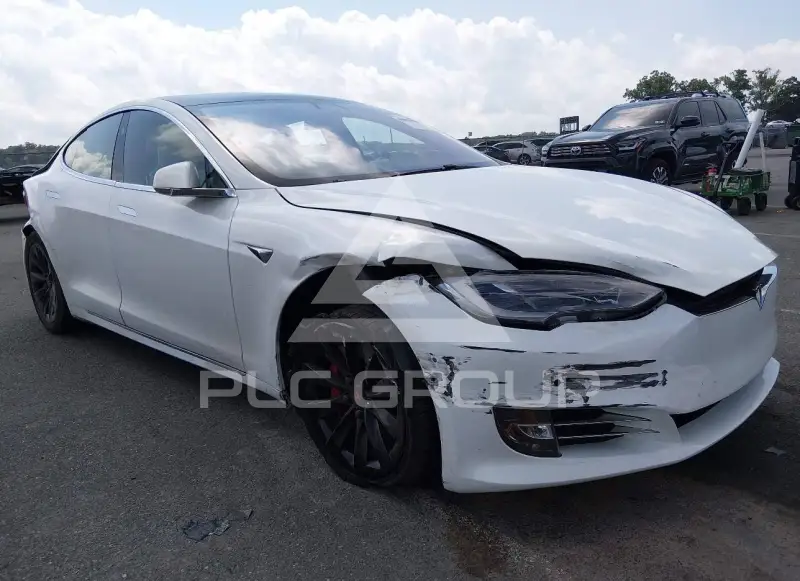 2019 Tesla Model S photo