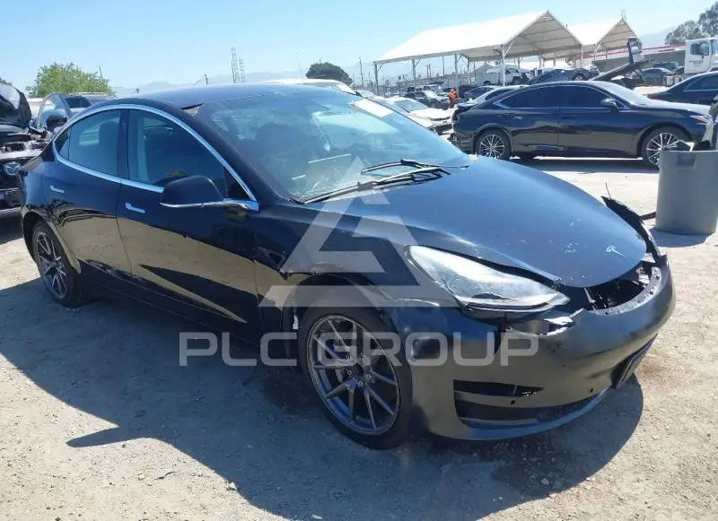 2019 Tesla Model 3 фото