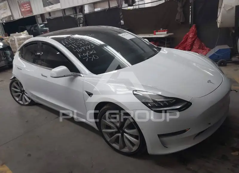 2019 Tesla Model 3 фото