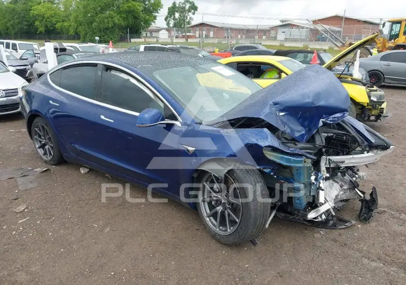 2019 Tesla Model 3 фото