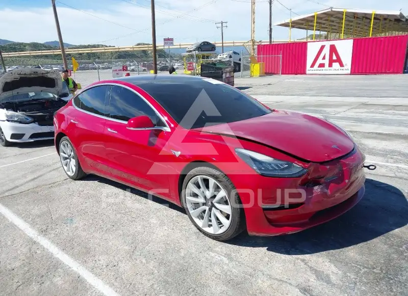 2019 Tesla Model 3 фото