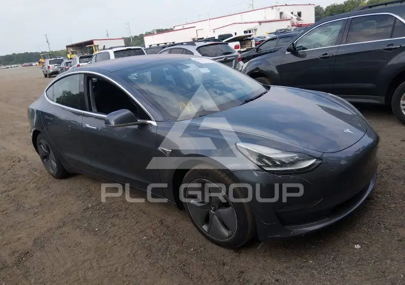 2019 Tesla Model 3 фото