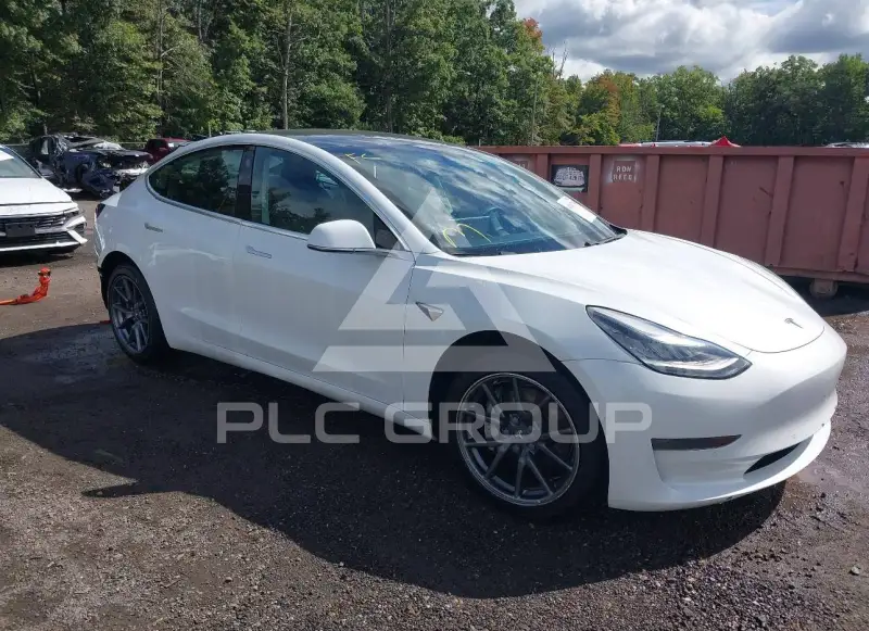 2019 Tesla Model 3 фото