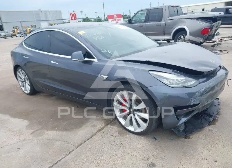2019 Tesla Model 3 photo