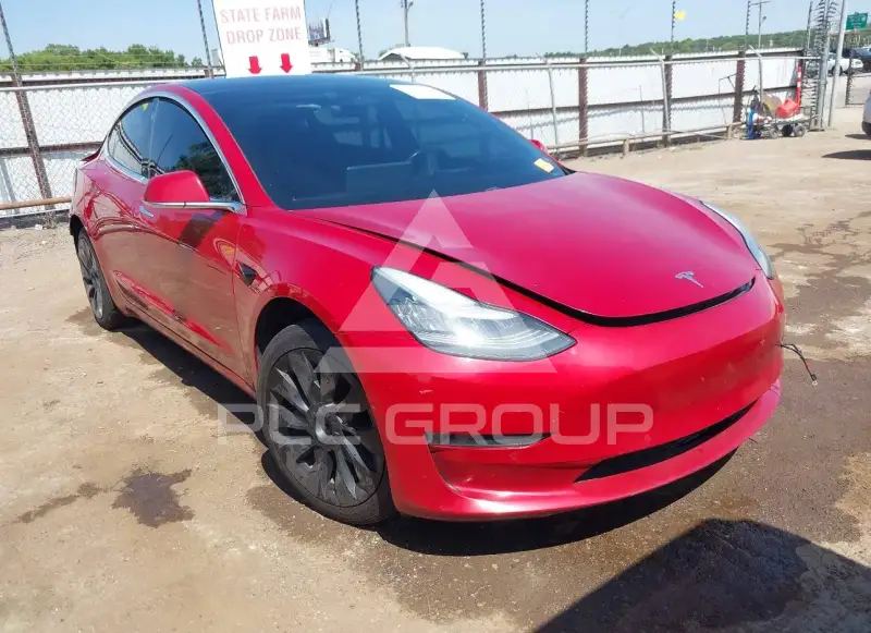 2019 Tesla Model 3 фото