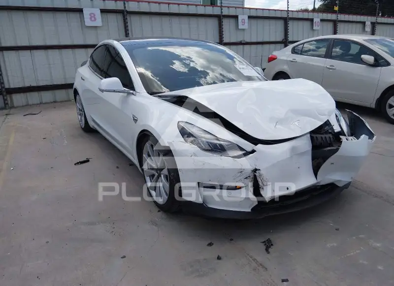 2019 Tesla Model 3 фото