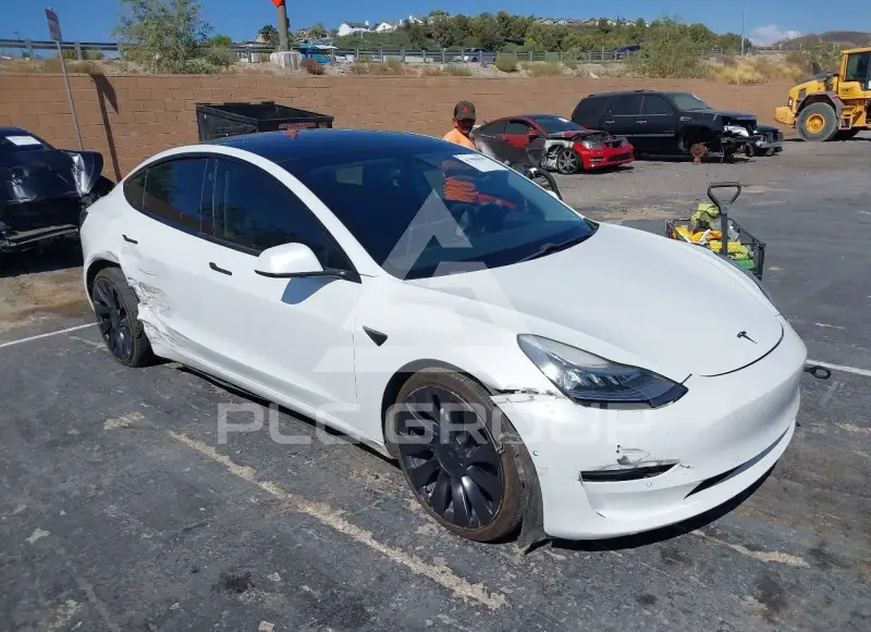 2019 Tesla Model 3 фото