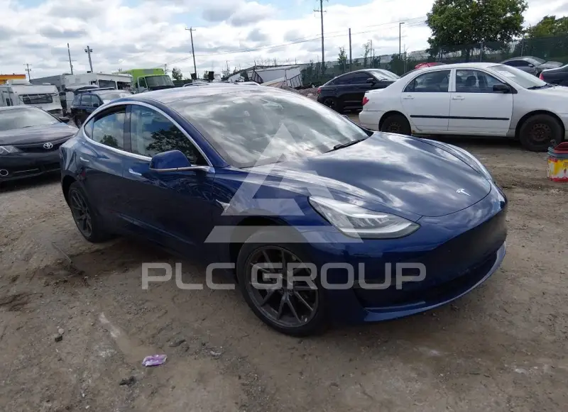 2019 Tesla Model 3 фото
