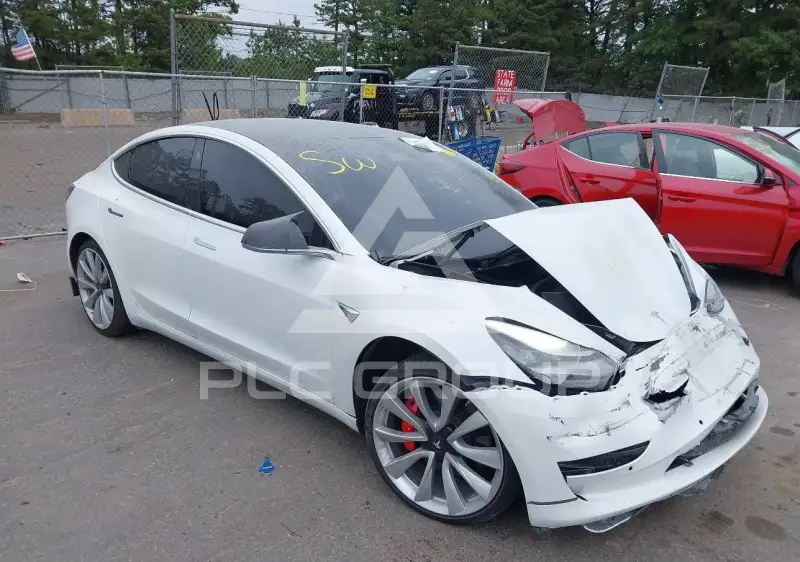 2019 Tesla Model 3 фото