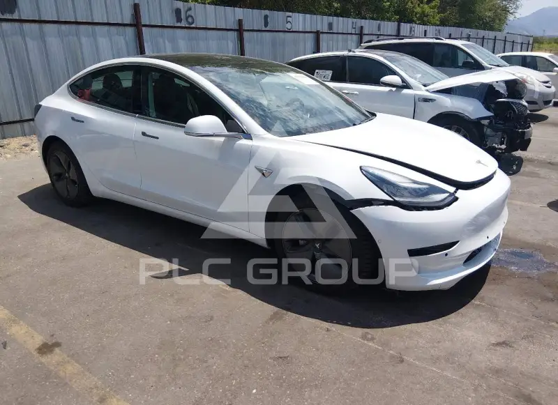 2019 Tesla Model 3 фото