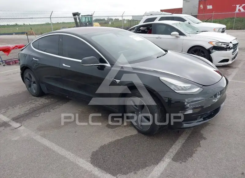 2019 Tesla Model 3 фото