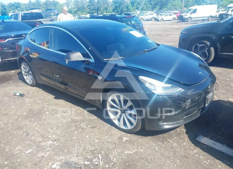 2019 Tesla Model 3 фото