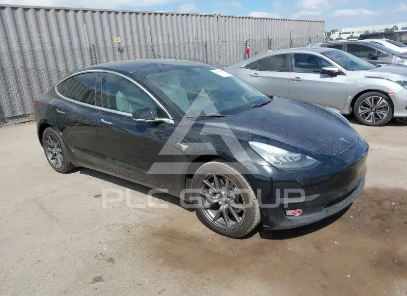 2019 Tesla Model 3 photo