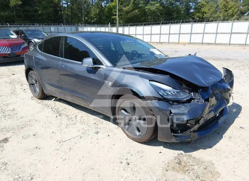 2019 Tesla Model 3 фото