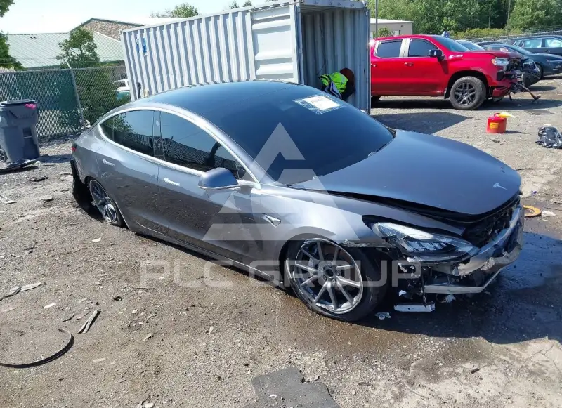 2019 Tesla Model 3 фото