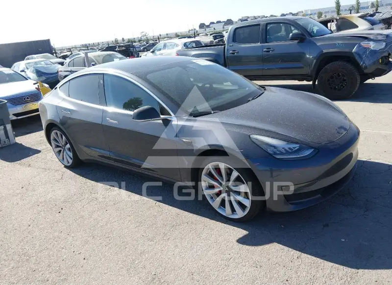 2019 Tesla Model 3 фото