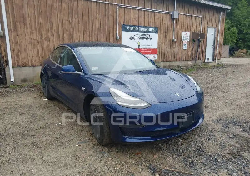 2019 Tesla Model 3 фото