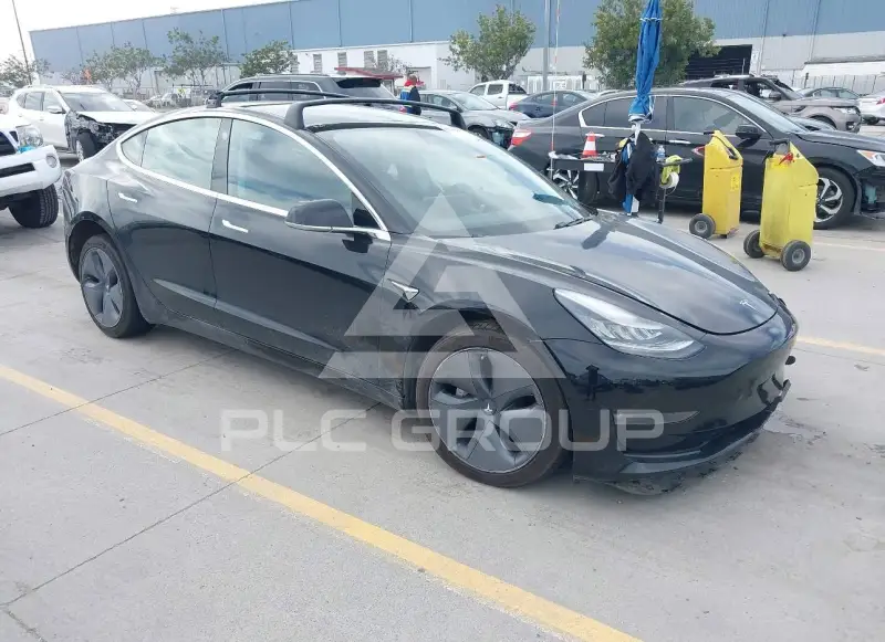 2019 Tesla Model 3 фото