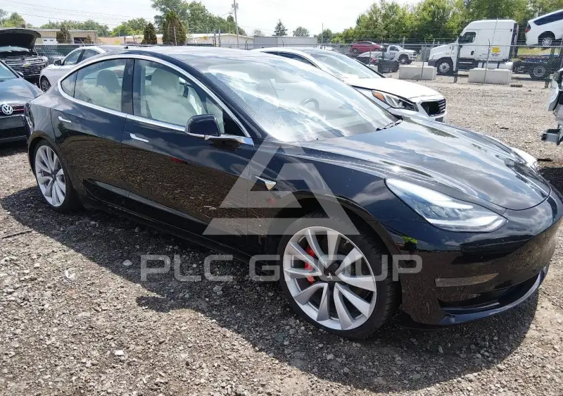 2019 Tesla Model 3 фото