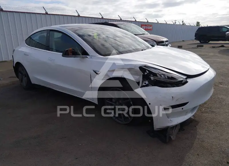 2019 Tesla Model 3 фото