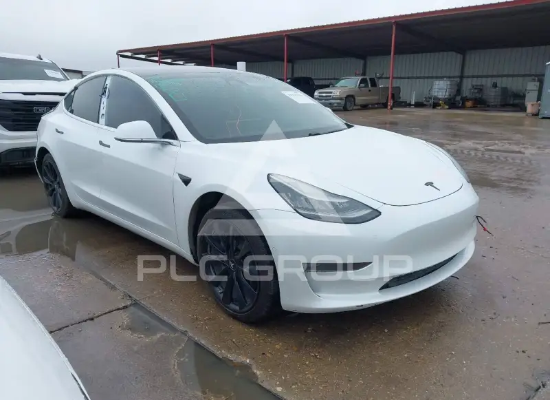 2019 Tesla Model 3 фото