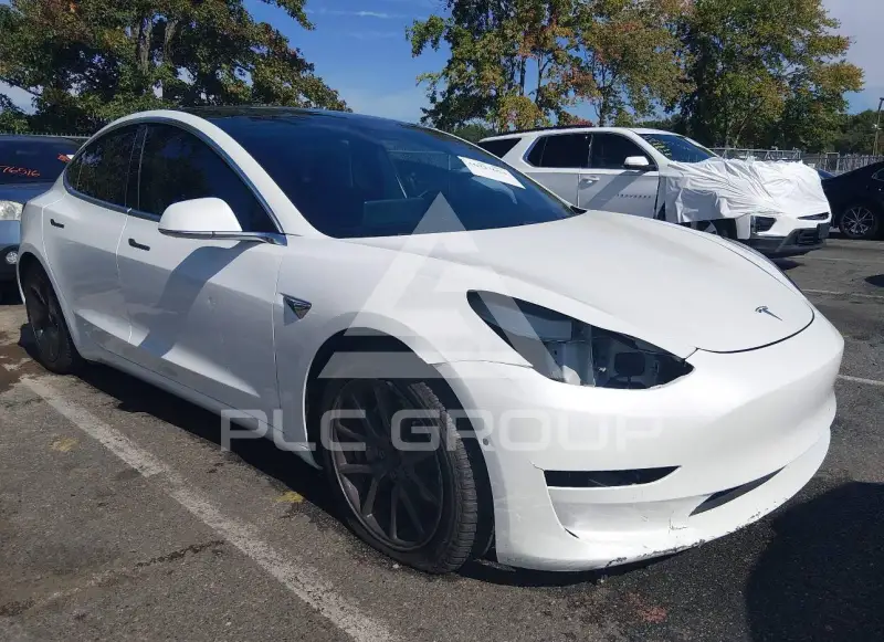 2019 Tesla Model 3 фото