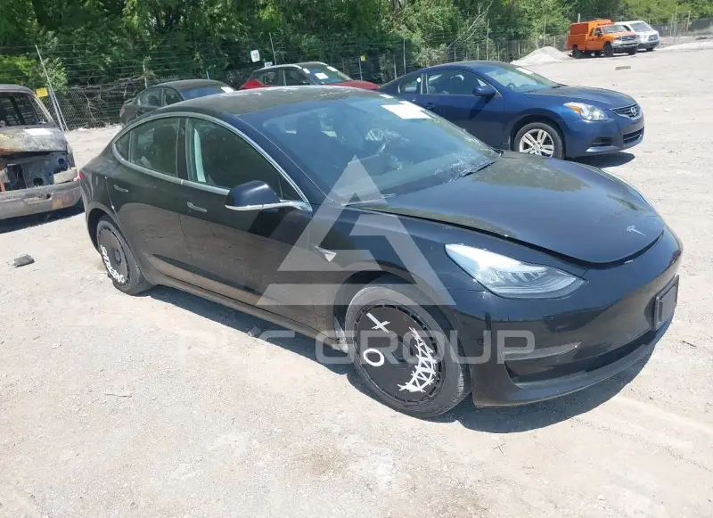 2019 Tesla Model 3 фото