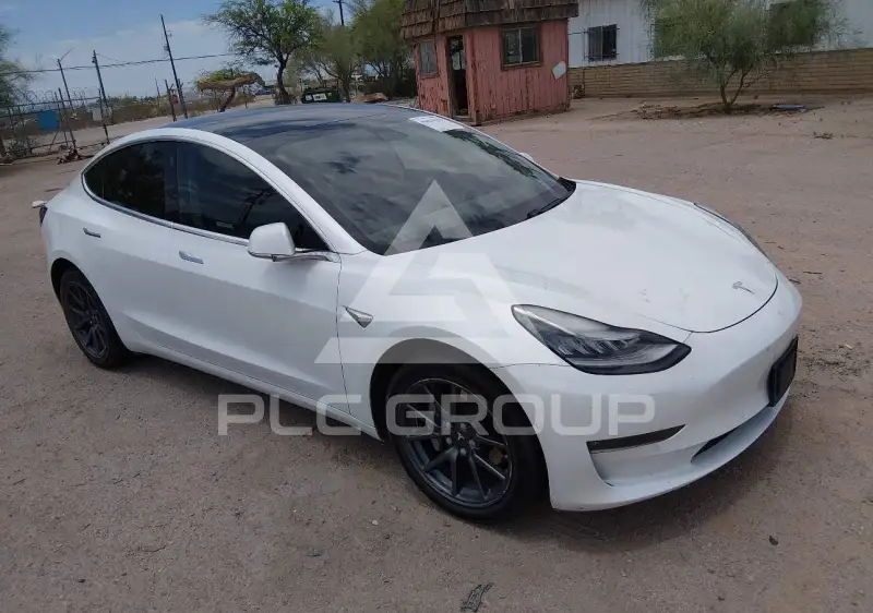 2019 Tesla Model 3 фото
